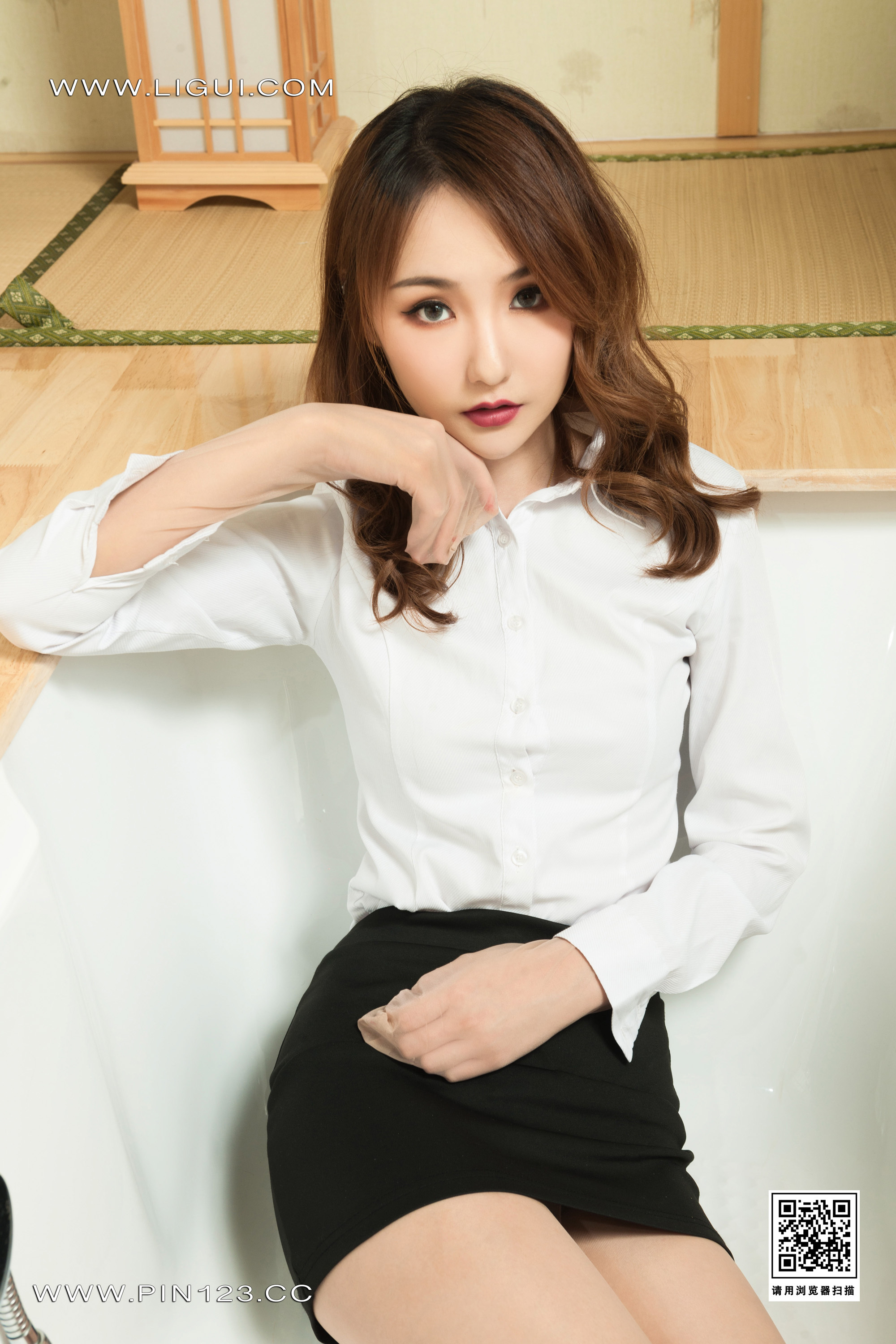 Ligui丽柜 2023.01.02 《香浴名莲》 心心